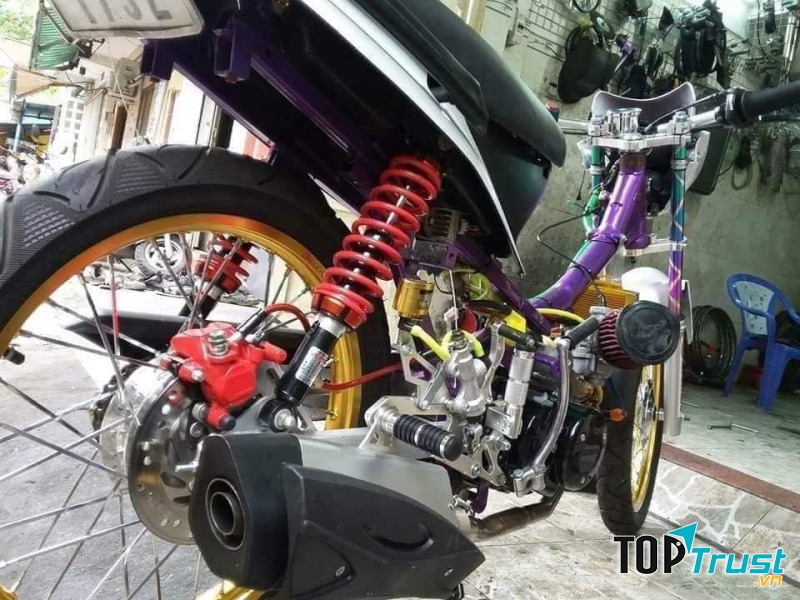 Tiệm Sửa Xe Hải Phúc Sơn sử dụng các phụ tùng chất lượng và phù hợp với từng loại xe