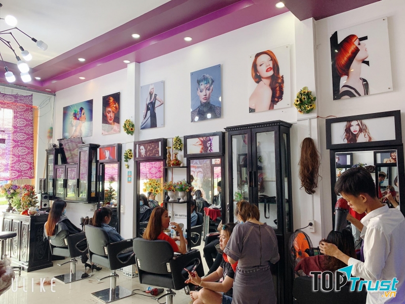 Tiệm Tóc Ấn Tượng