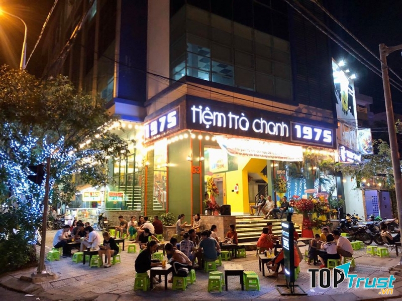 Tiệm Trà Chanh 1975