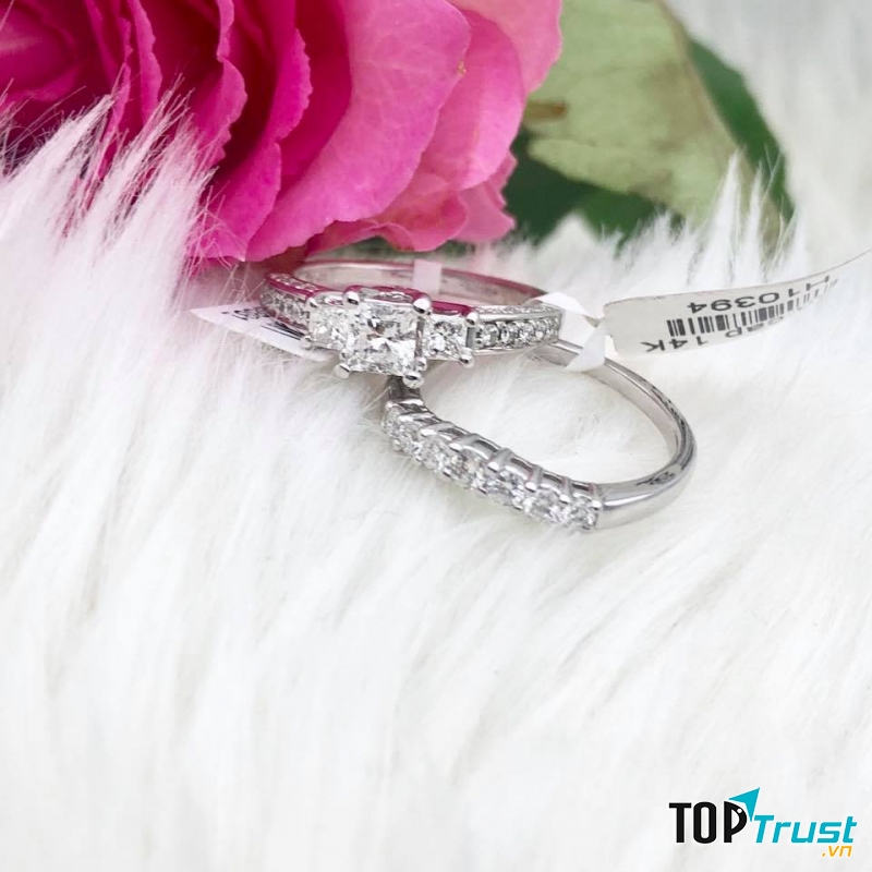 Tiệm vàng bạc Hoàng Anh