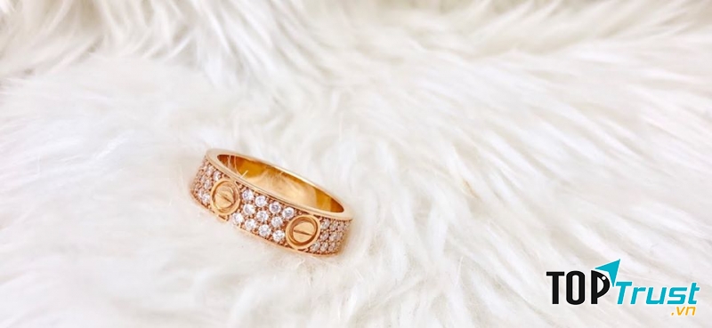 Tiệm vàng bạc Hoàng Anh