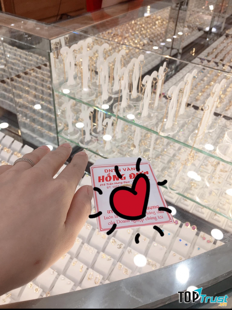 Tiệm Vàng Hồng Đức