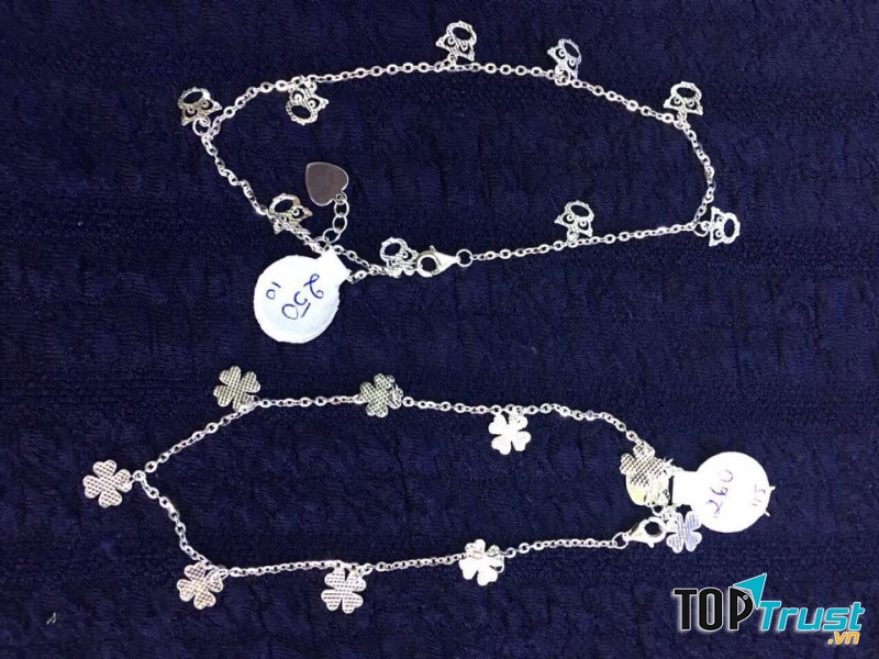 Sản phẩm tại tiệm vàng Hồng Ngọc