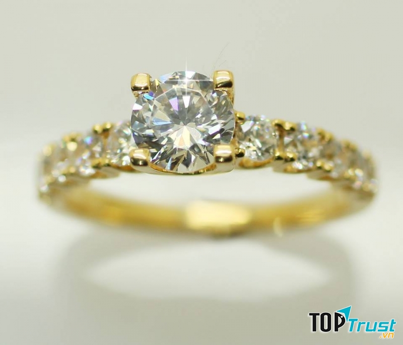 Tiệm vàng Hưng Thành Tín