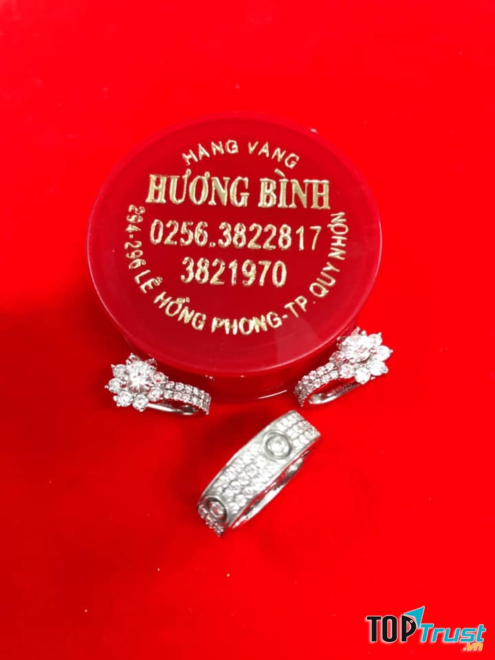 Tiệm vàng Hương Bình