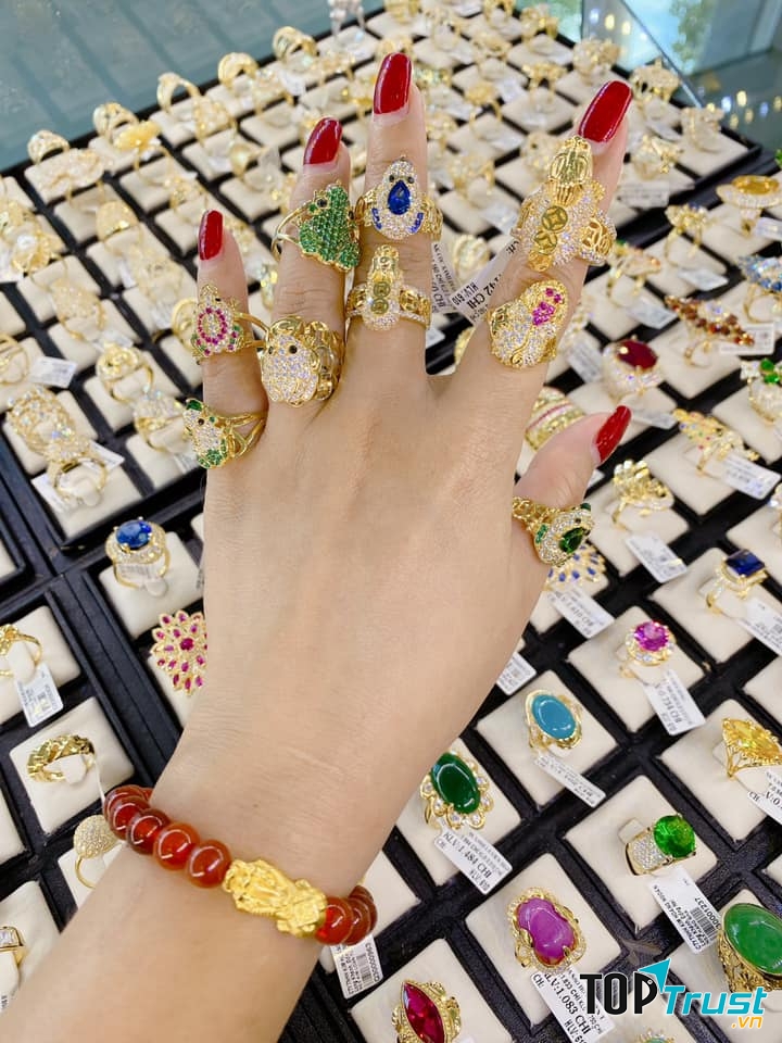 Tiệm vàng Kim Hoàng Ngoãn