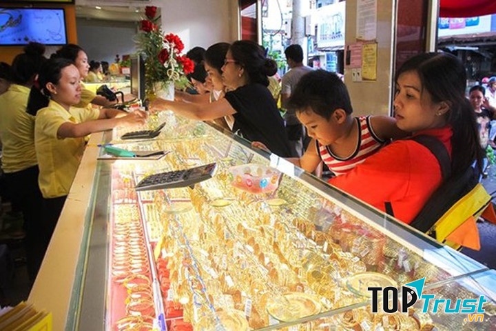 Tiệm vàng Mi Hồng