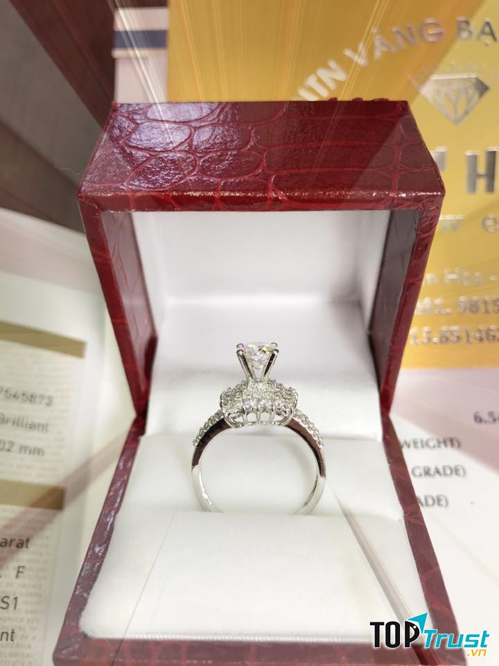 Tiệm vàng Ngọc Hoàng