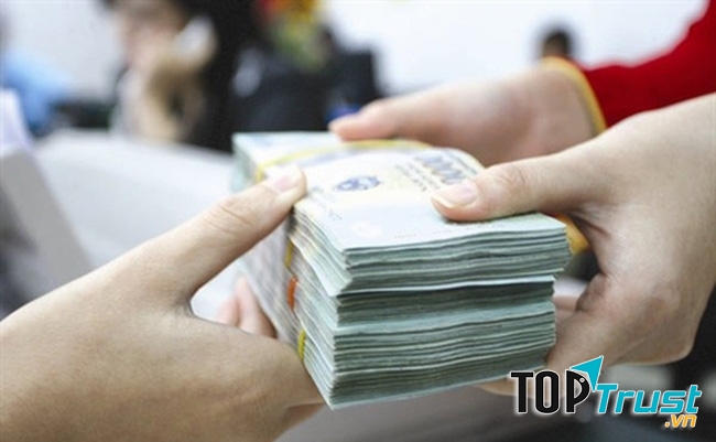 Các nghiên cứu khoa học phát hiện ra rằng hầu hết các tờ tiền đều chứa khoảng 3.000 loại vi khuẩn