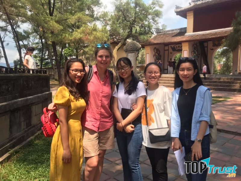 Học viên Ms. Aby tham gia các hoạt động ngoại khóa