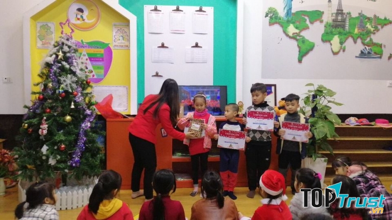 Tiếng Anh Olympia Đông Anh