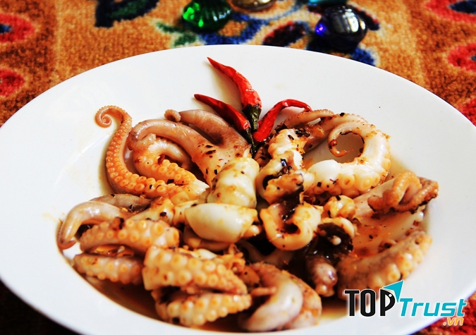 Bạch tuộc nướng mọi