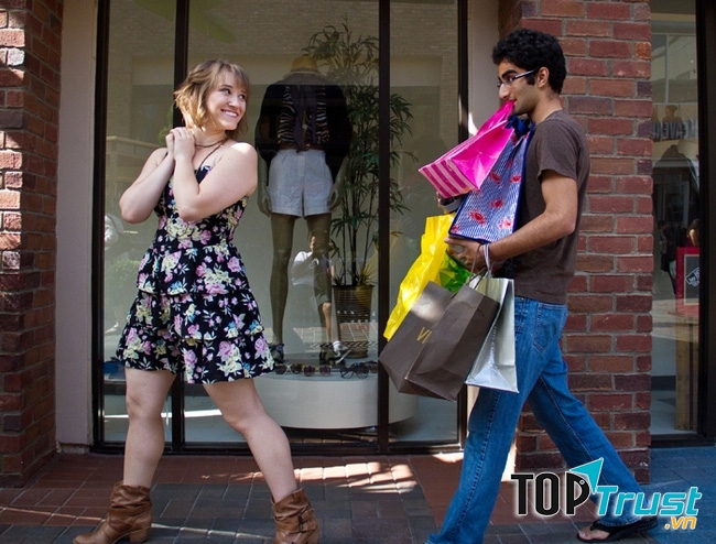 Tìm cách khiến ngoại hình hấp dẫn hơn