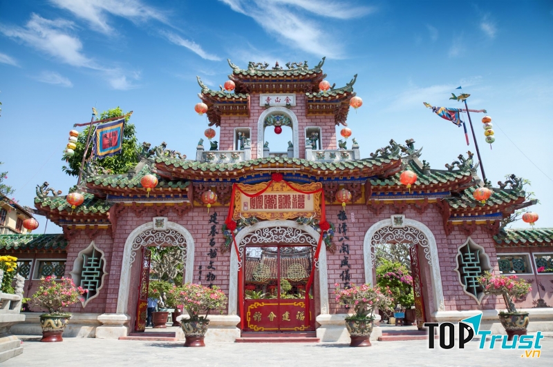 Hội quán Phúc Kiến – một công trình kiến trúc mang nét Trung Hoa cổ xưa tại Hội An.