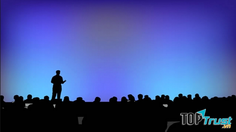 Trước khi thuyết trình, nên tự mình kiểm tra lại đèn chiếu sáng, micro... Để tránh xảy ra trường hợp đáng tiếc