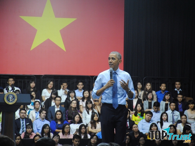 Đối với khán giả trẻ tuổi nên lựa chọn các chủ đề liên quan đến hướng nghiệp, xây dựng nhân cách...