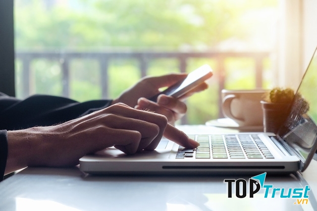 bạn hoàn toàn có thể tìm hiểu trước về giá thành sản phẩm nhờ Internet hoặc mạng di động