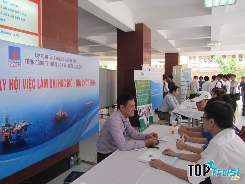 Tìm một Trung tâm hỗ trợ việc làm