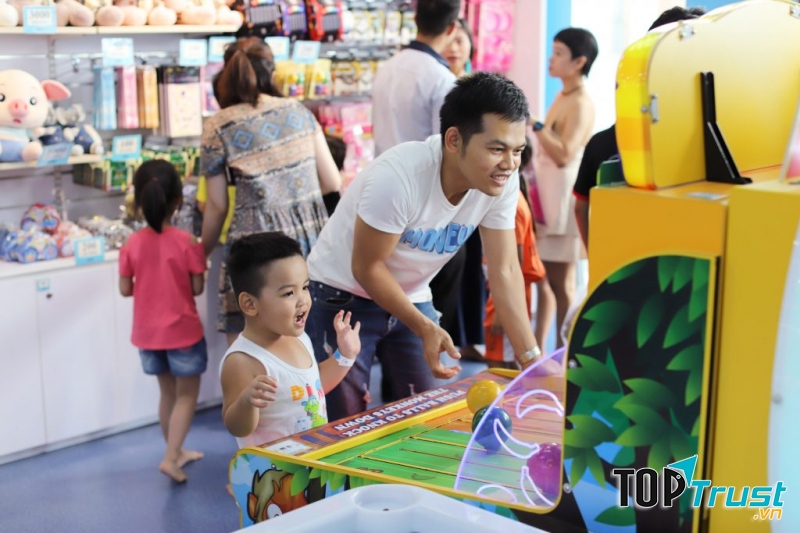 tiNiWorld Vincom Nam Long