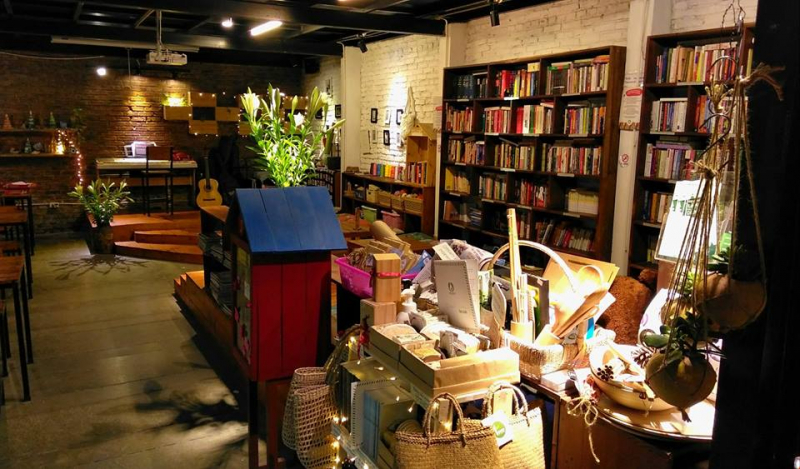 Tổ Chim Xanh - Bluebird's Nest