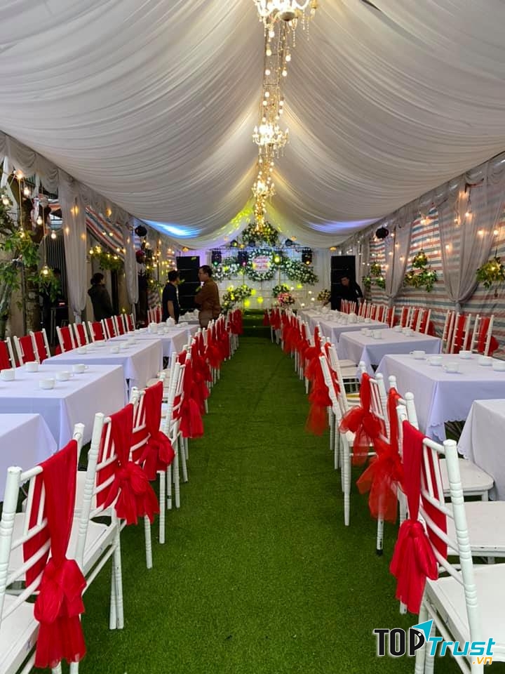 Không gian rạp cưới