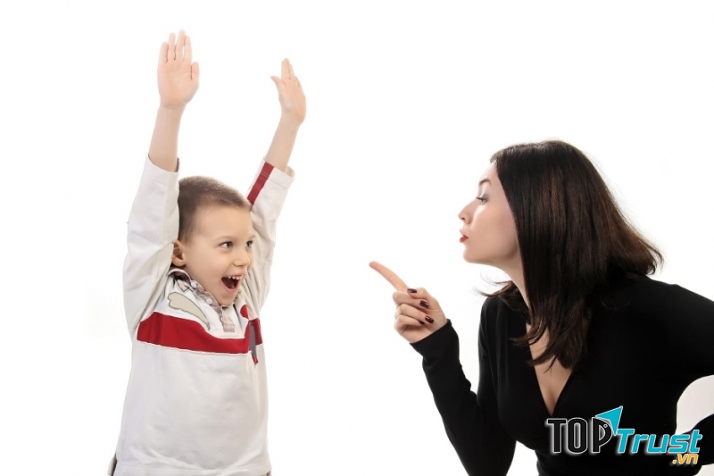 Kể công với con cái