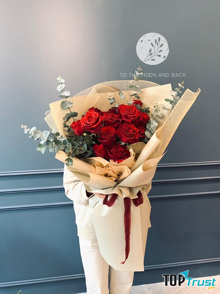 To The Moon And Back - Shop Hoa Tươi