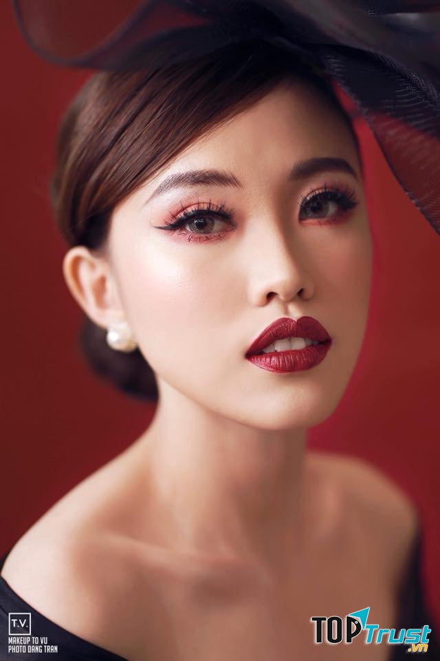 Tô Vũ make up