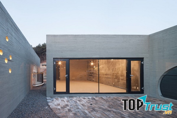 Một góc sân thượng của công trình