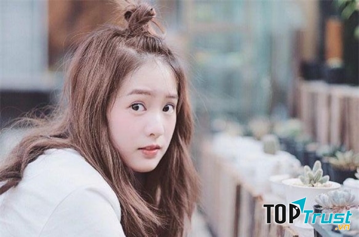 Kiểu tóc tinh nghịch, cá tính