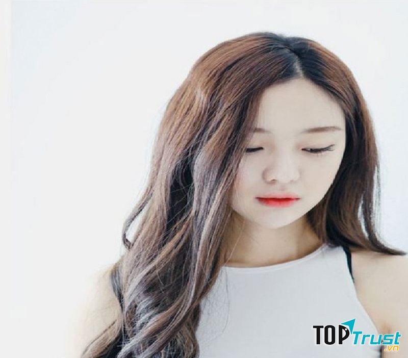 Tóc gợn sóng tự nhiên