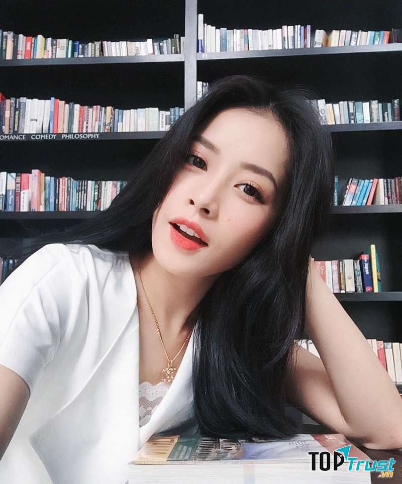 Tóc dài gợn sóng