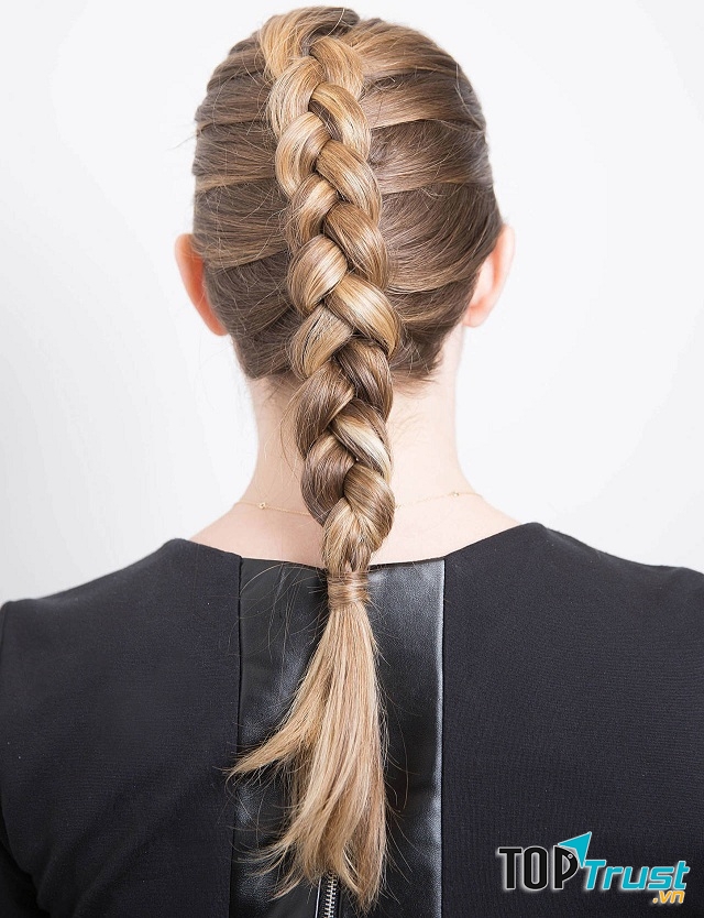 Tóc tết đuôi sam