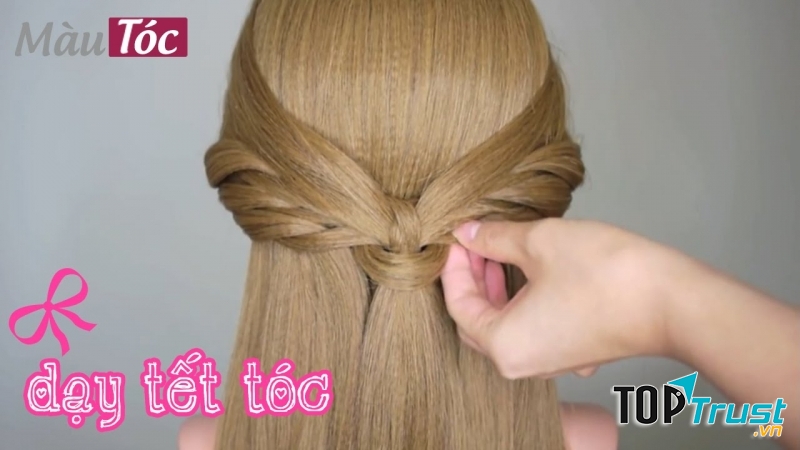 Tóc tết xòe
