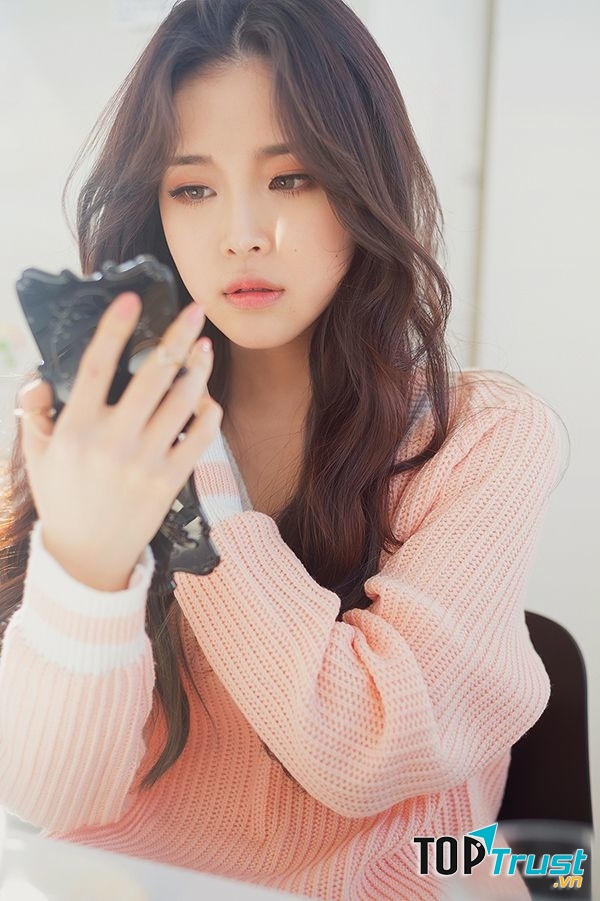 Tóc uốn xoăn gợn sóng