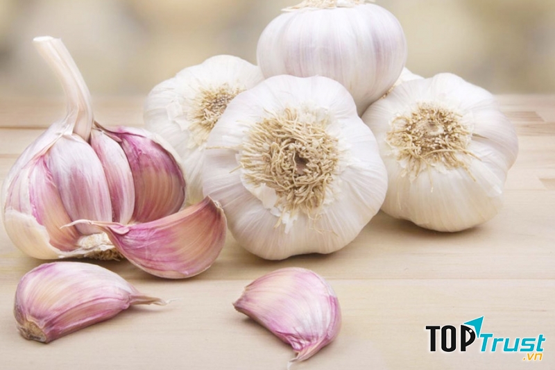 Tỏi là một trong những thực phẩm vô cùng quan trọng trong việc phòng ngừa Virus Corona