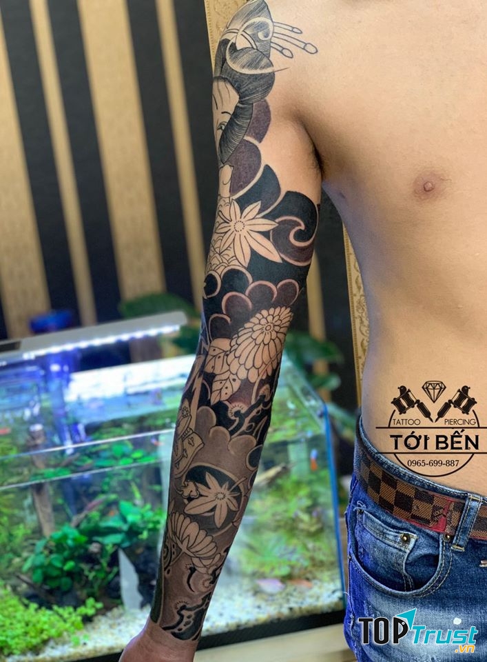TỚI BẾN TATTOO & PIERCING