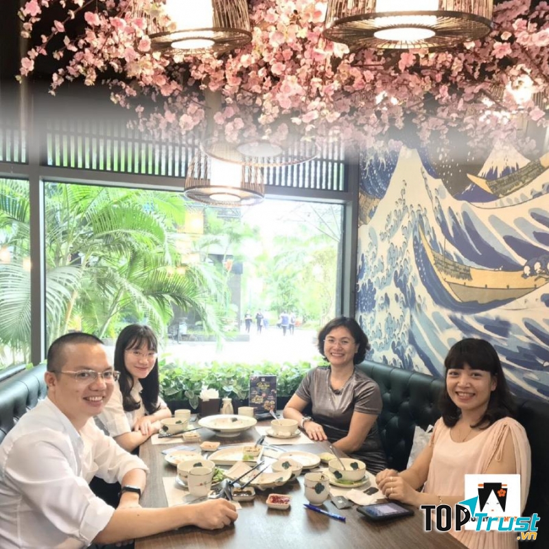 Gia đình quây quần, ấm áp!