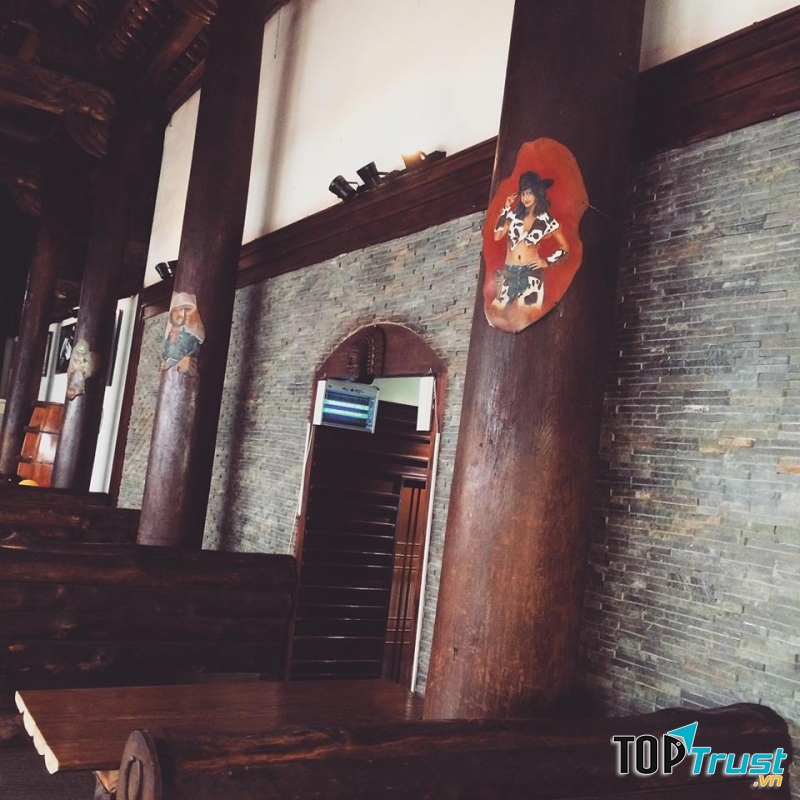 Không gian bên trong rộng rãi, lịch sự