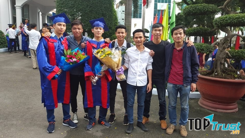 Tốt bụng và thật thà