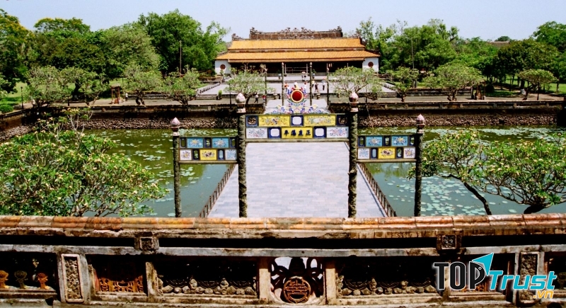 Nét đẹp cổ kính của Cố Đô Huế.