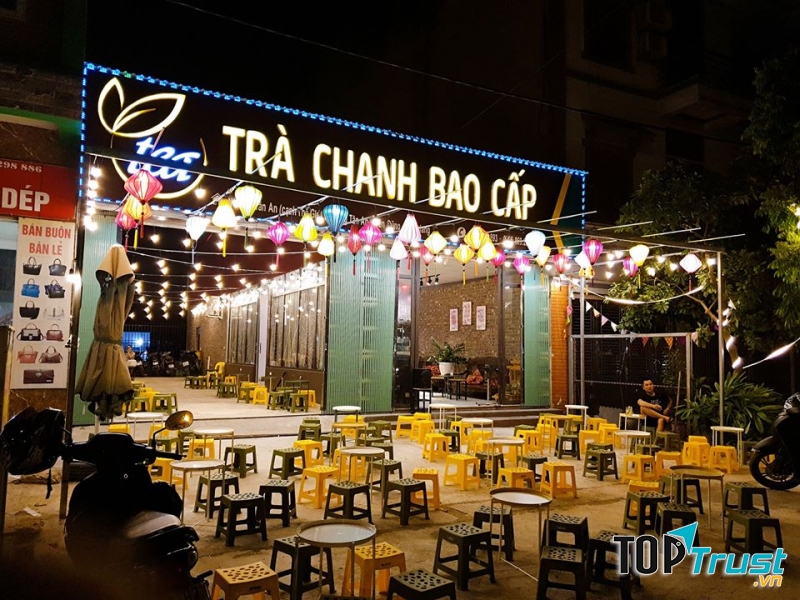 Trà Chanh Bao Cấp có không gian ngồi thoáng rộng