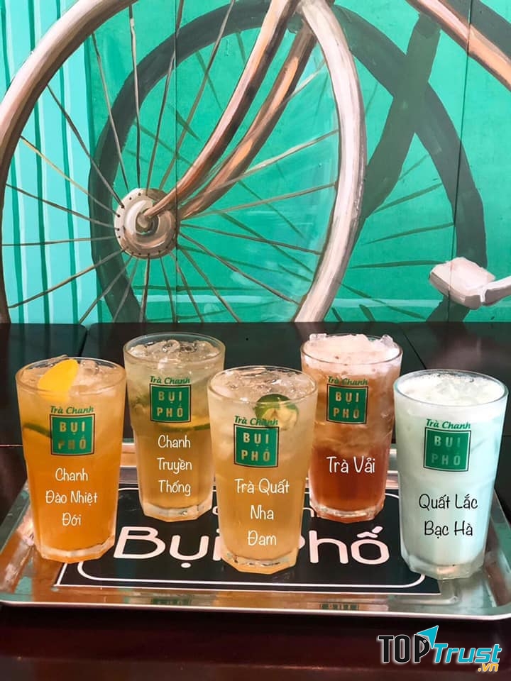 Đồ uống thơm ngon tại trà chanh Bụi phố