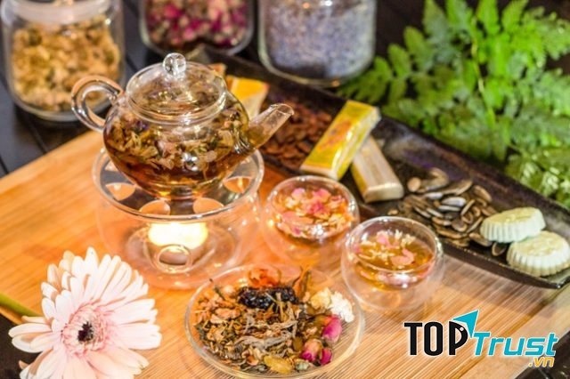 Trà Cung Đình Huế