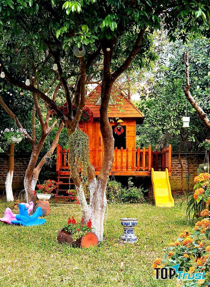 Trà Hoa Viên Resort