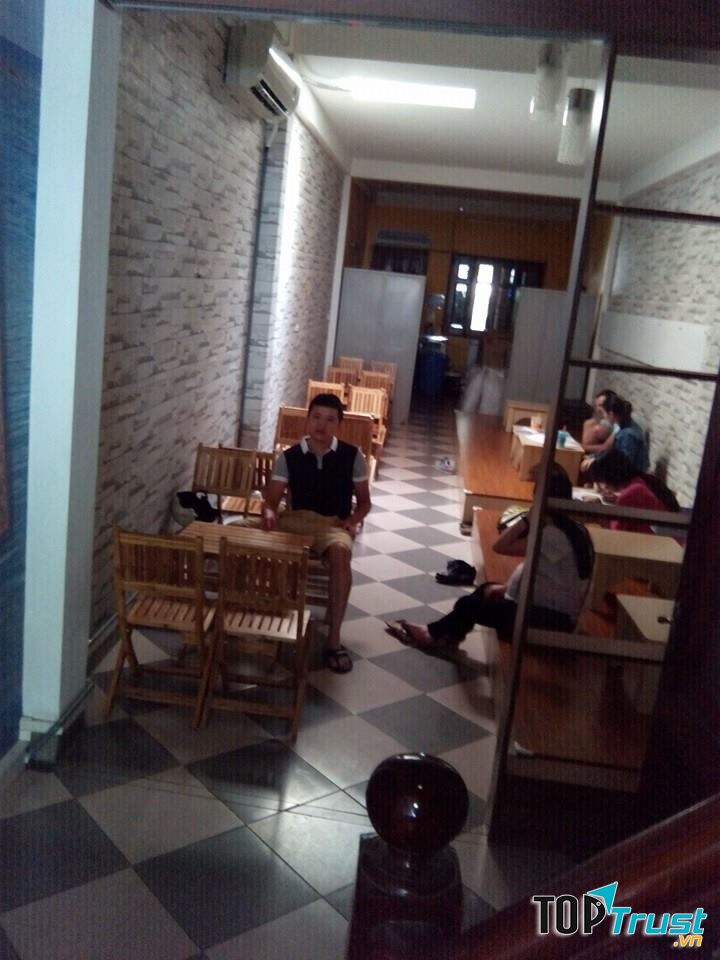 Không gian bên trong quán