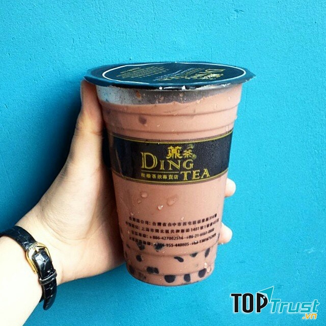 Những ly trà sữa mát lạnh