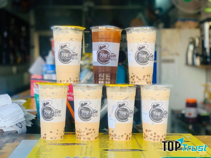 Trà sữa Huy’s Quang Trung chính là thiên đường thật sự dành cho những tín đồ trà sữa và vô số những thức uống thơm ngon, thanh mát khác