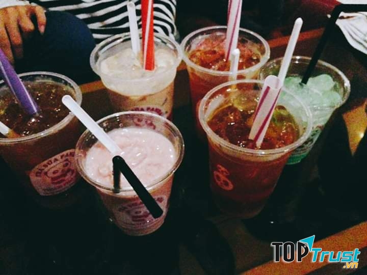 Nơi các bạn học sinh hay tụ tập, tán gẫu