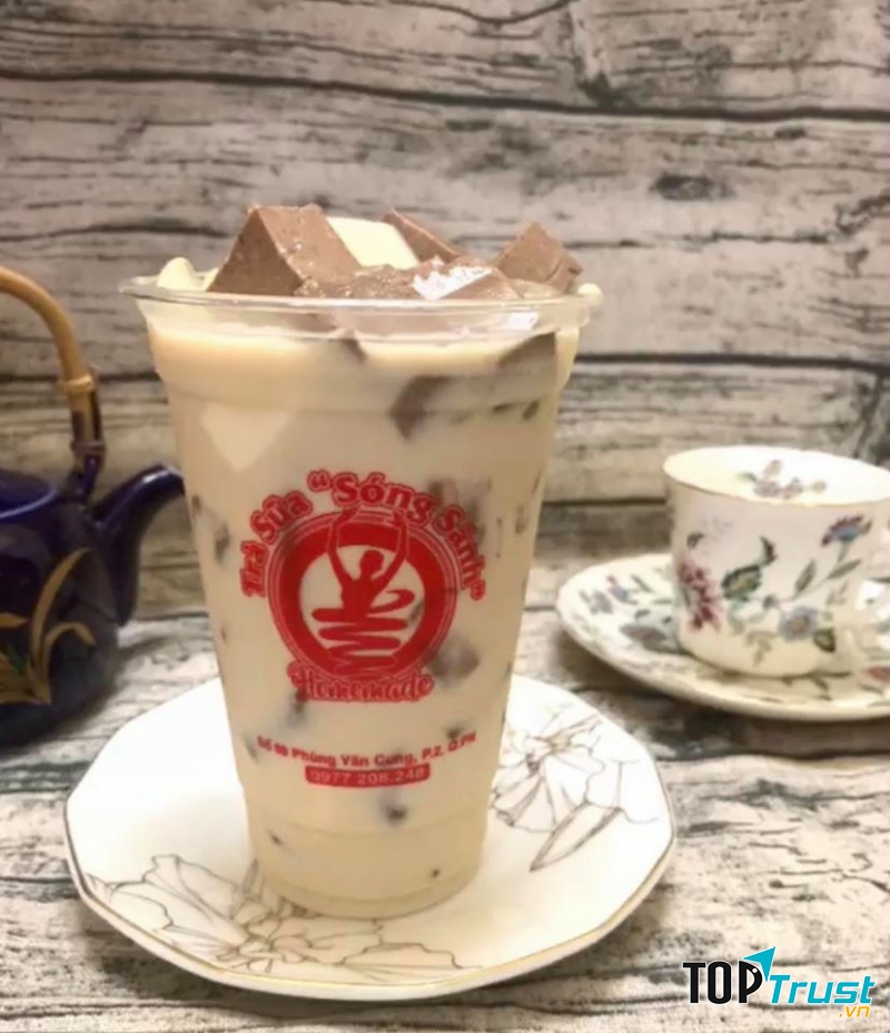 Những ai quen thuộc và thích ăn trân châu hoàng kim của KOI mà thấy mắc quá thì Sóng Sánh là một địa chỉ đáng để bạn thử